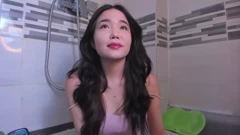 Snapshot of dollyiaa chatting on 9, 7, 2026 Dollya online show from 9, 7, 2026