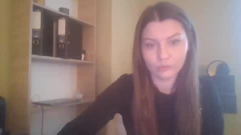 DollyRoma online show from 12, 11, 2025