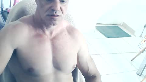 Snapshot of dom_sexx chatting on 12, 1, 2025 dom_sexx online show from 12, 1, 2025