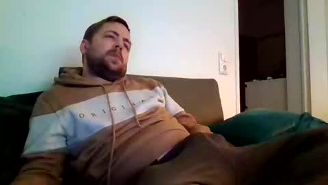 dombio_12 online show from 28, 2, 2025