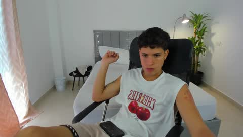 Snapshot of domi_master chatting on 14, 2, 2025 MASTER online show from 14, 2, 2025