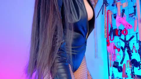 Snapshot of dominateddesires_bdsm chatting on 22, 9, 2025 Afrodita and Chanel online show from 22, 9, 2025