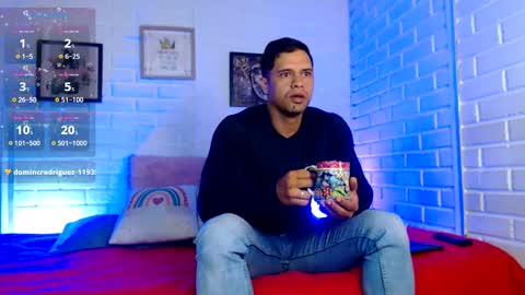 Dominc berry online show from 13, 10, 2025