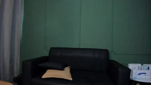 Snapshot of dominc_berry chatting on 25, 4, 2026 Dominc berry online show from 25, 4, 2026