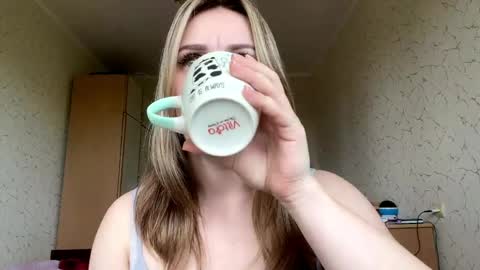 Mia online show from 28, 5, 2026