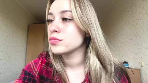 Mia online show from 31, 5, 2026