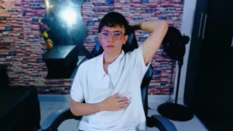dominic_carminex online show from 11, 10, 2025
