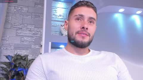 Snapshot of dominic_de_luca chatting on 3, 5, 2026 dominic de luca online show from 3, 5, 2026
