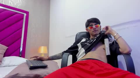 Snapshot of dominic_foox chatting on 8, 2, 2026 Dominic foox online show from 8, 2, 2026