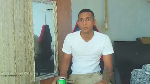 Snapshot of dominic_smith_ chatting on 21, 6, 2026 dominic_smith_ online show from 21, 6, 2026