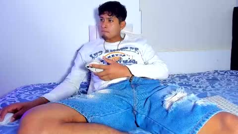 Snapshot of dominick_king chatting on 1, 12, 2025 Dominic online show from 1, 12, 2025