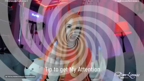 DomLioness online show from 25, 1, 2025