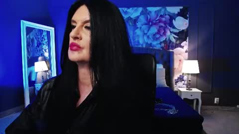 Snapshot of dommelisa chatting on 25, 7, 2026 Dom Melisa online show from 25, 7, 2026