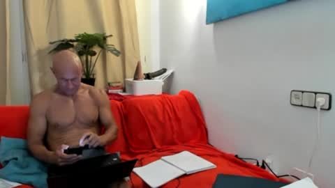DomDOLCEVITA online show from 10, 7, 2026