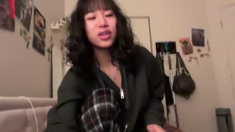 D2Creamy online show from 23, 1, 2025