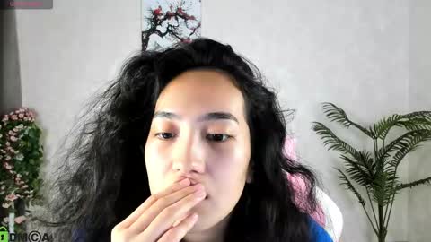 Snapshot of donnaa_drew chatting on 17, 9, 2025 Aura online show from 17, 9, 2025