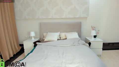 Donna On GMT2 Mon-Fri 3-9 AM online show from 26, 9, 2025