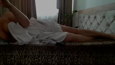 Snapshot of donnaconforme chatting on 9, 8, 2026 Dona online show from 9, 8, 2026