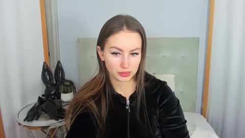 DonnaSensual online show from 2, 2, 2026