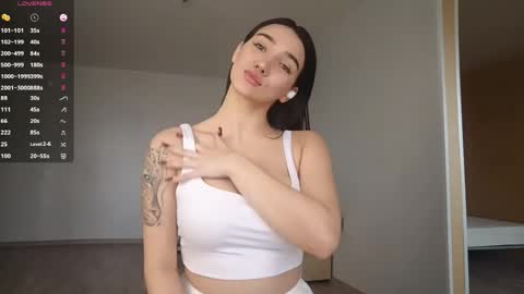 Jacqueline online show from 16, 4, 2026