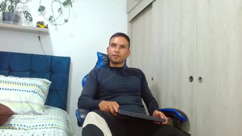 dorian_h online show from 21, 4, 2026