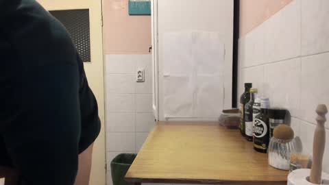 menu  below online show from 2, 1, 2025