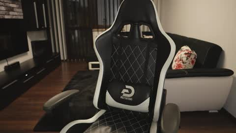 Dorian Reyes online show from 5, 4, 2026