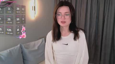 Snapshot of doris_lewis chatting on 6, 11, 2025 Maria online show from 6, 11, 2025