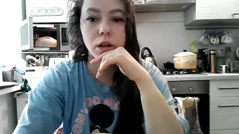 Dorrie Ann online show from 8, 2, 2025