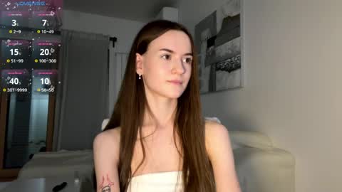 Snapshot of double_sun chatting on 31, 5, 2026 Alice and Mark online show from 31, 5, 2026