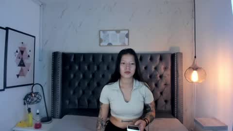 Snapshot of double_temptatiion_ chatting on 2, 5, 2026 Vall Lufan online show from 2, 5, 2026