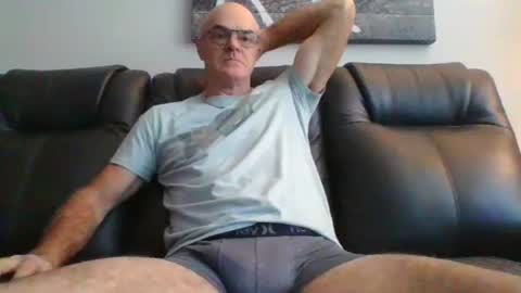 Snapshot of doum1122 chatting on 5, 12, 2024 doum1122 online show from 5, 12, 2024