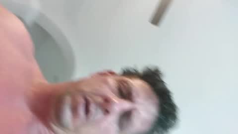 Snapshot of downdog925 chatting on 6, 1, 2025 Some guy in Florida online show from 6, 1, 2025