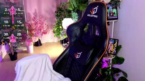 Snapshot of draculaura_ chatting on 5, 6, 2026 Draculaura online show from 5, 6, 2026