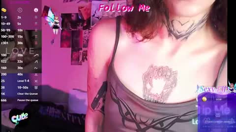 dragonmane666 online show from 25, 1, 2025