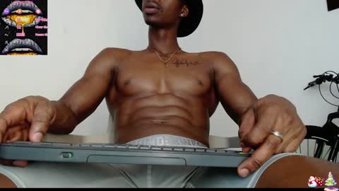 Snapshot of drake_brown_23 chatting on 27, 1, 2025 Drake 23 online show from 27, 1, 2025