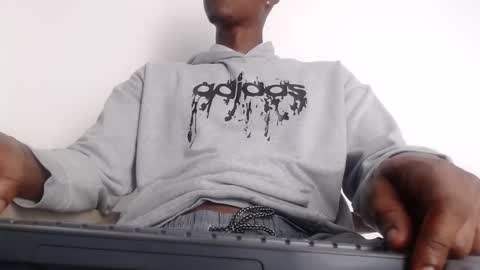 Snapshot of drake_brown_23 chatting on 30, 9, 2025 Drake 23 online show from 30, 9, 2025