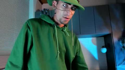 Drake Neuman online show from 29, 10, 2025