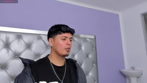 drakeeee online show from 23, 10, 2025