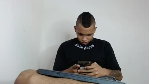 Snapshot of drako_monstercock chatting on 19, 4, 2026 drako_monstercock online show from 19, 4, 2026