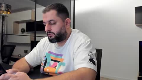 Draven A online show from 1, 2, 2025