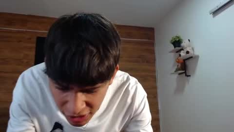 Snapshot of draxblade chatting on 19, 11, 2025 DraxBlade online show from 19, 11, 2025