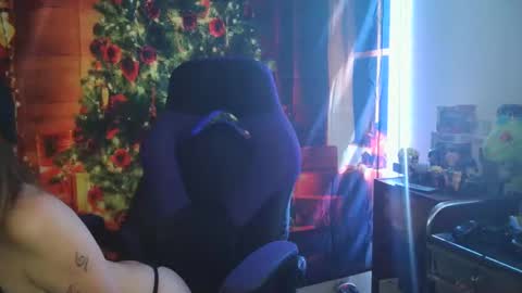 Snapshot of dreadpirate_riyu chatting on 4, 12, 2024 Lorelei Riyu online show from 4, 12, 2024