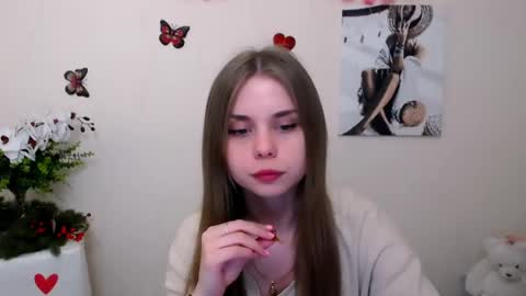 Snapshot of dream_mari chatting on 5, 5, 2026 Mari online show from 5, 5, 2026