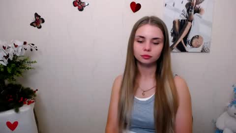 Snapshot of dream_mari chatting on 29, 5, 2026 Mari online show from 29, 5, 2026