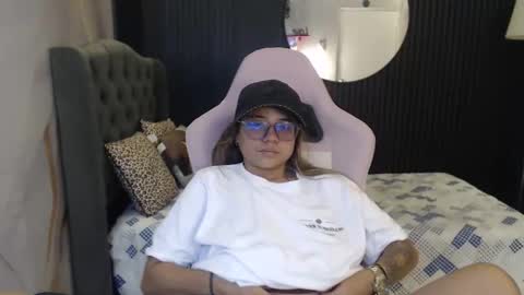 Snapshot of dream_nc chatting on 1, 6, 2026 NIKO online show from 1, 6, 2026