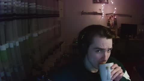 Snapshot of dreamerguy07 chatting on 16, 1, 2026 dreamerguy07 online show from 16, 1, 2026