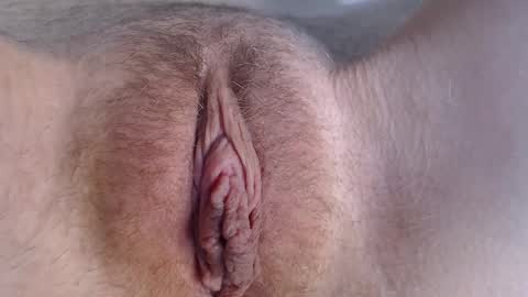 Olivia and Max online show from 25, 3, 2026