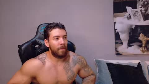 Snapshot of dreammr1 chatting on 17, 4, 2026 cris online show from 17, 4, 2026
