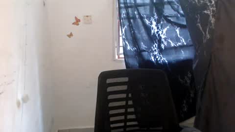 Snapshot of dreamy_wetpussy chatting on 26, 6, 2026 BEAUTY online show from 26, 6, 2026